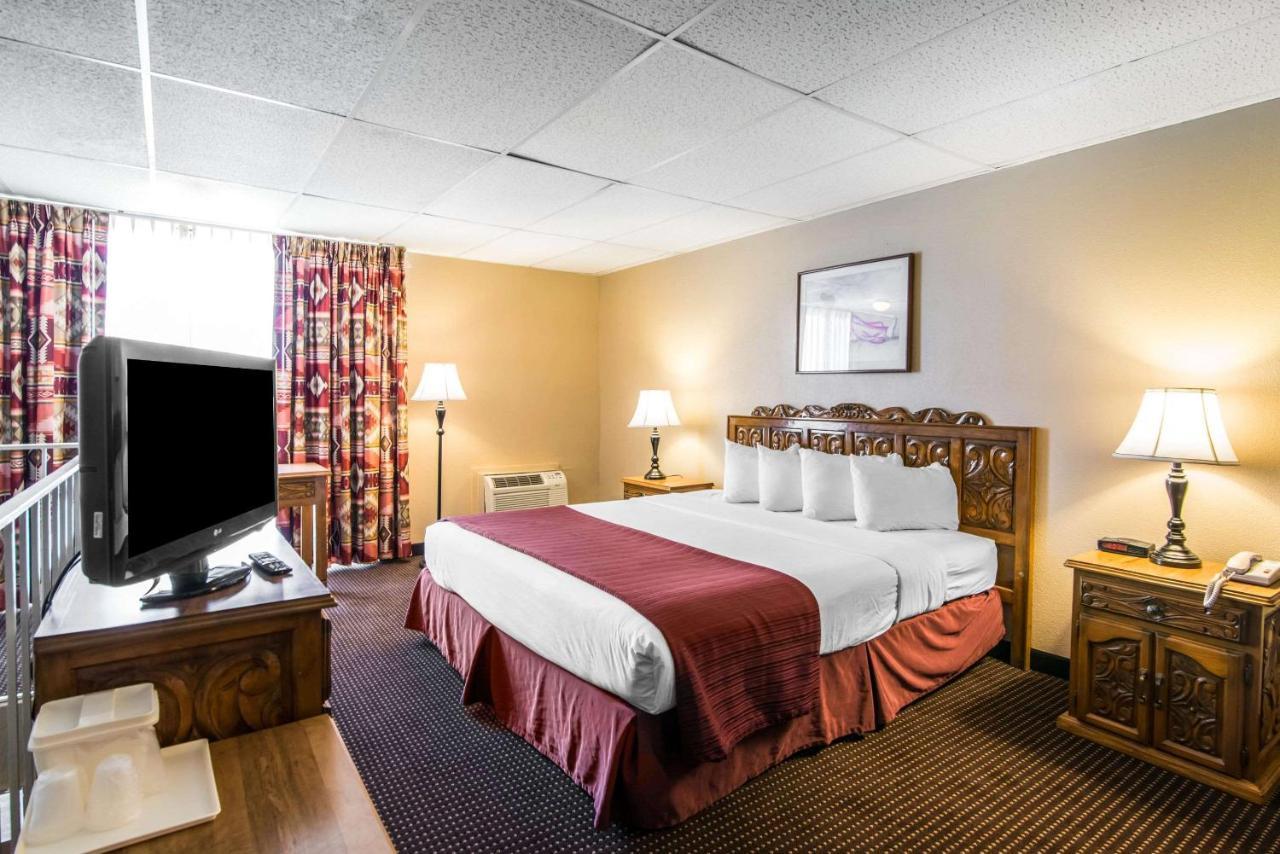 Quality Inn Taos Extérieur photo