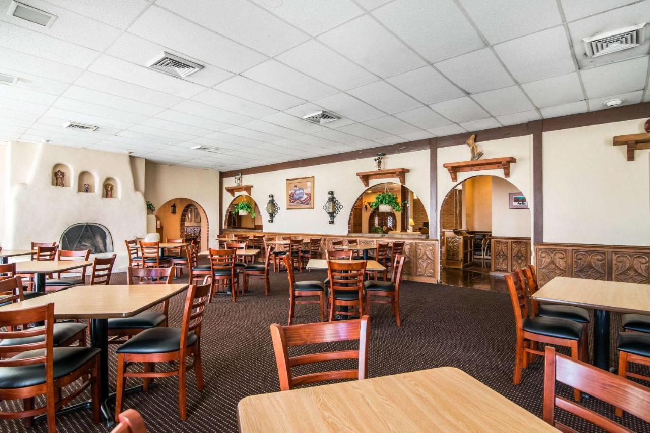 Quality Inn Taos Extérieur photo
