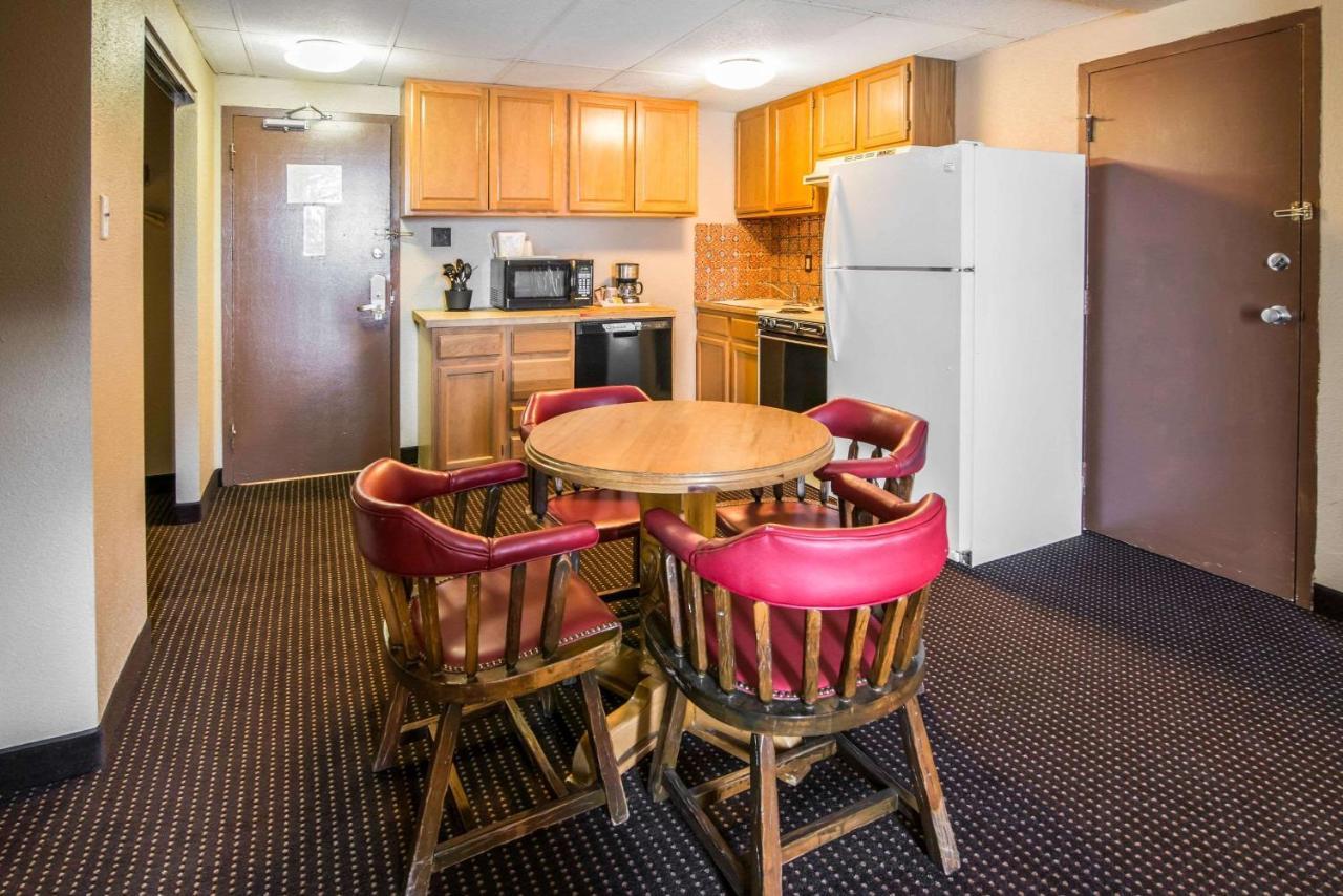 Quality Inn Taos Extérieur photo
