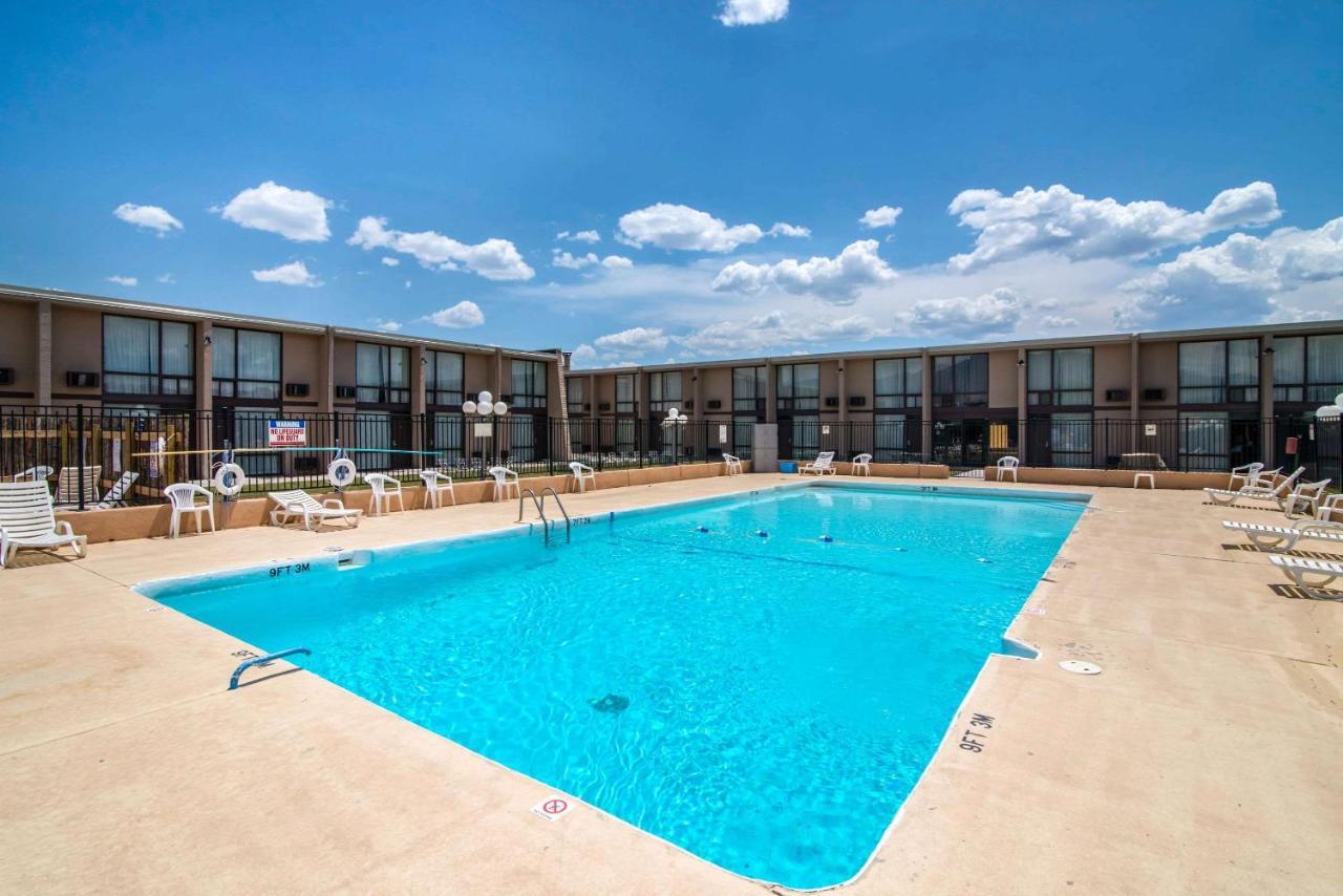 Quality Inn Taos Extérieur photo