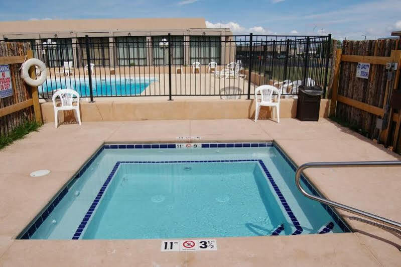 Quality Inn Taos Extérieur photo